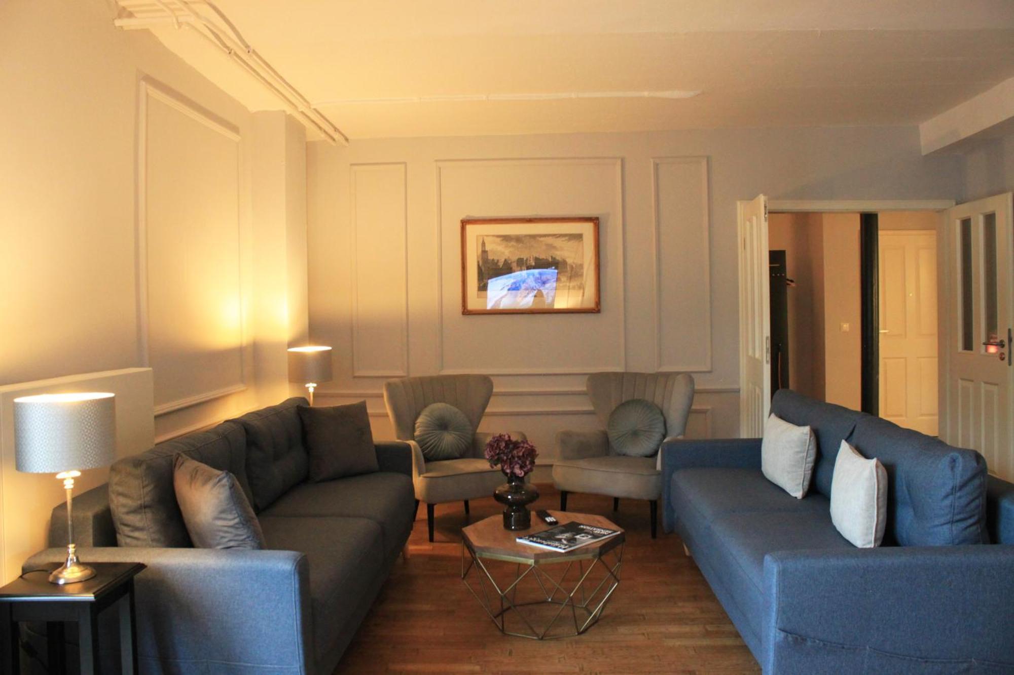 Апартаменты R B Family - 108 Qm Mit Dachterrasse - Badewanne & Dusche - Kostenloses Parken - 2 Schlafzimmer Гамбург