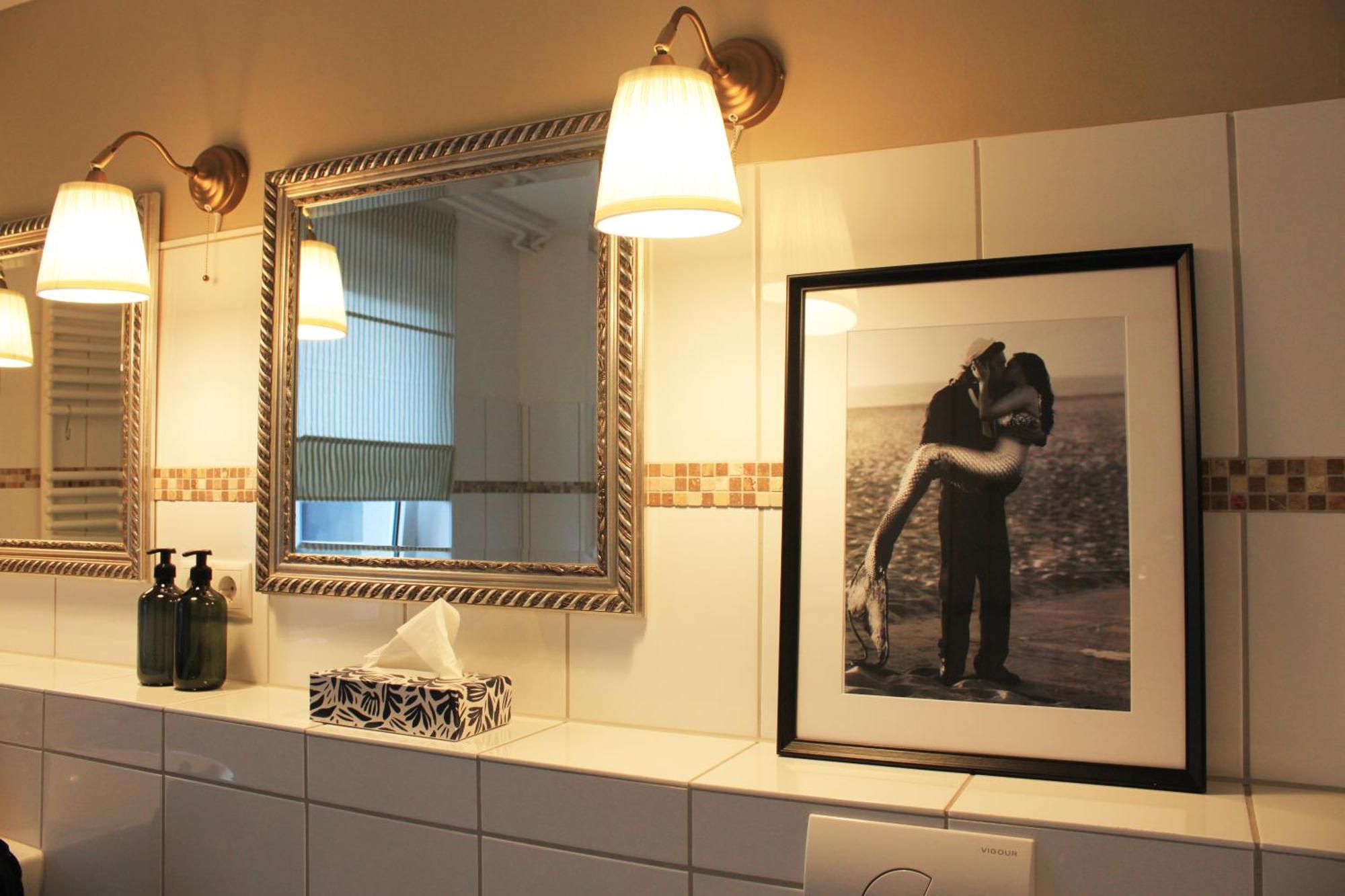 Апартаменты R B Family - 108 Qm Mit Dachterrasse - Badewanne & Dusche - Kostenloses Parken - 2 Schlafzimmer *